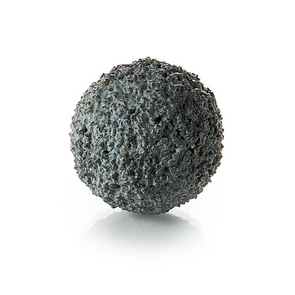 Sponge rubber ball coated with corundum for all types of cooling water